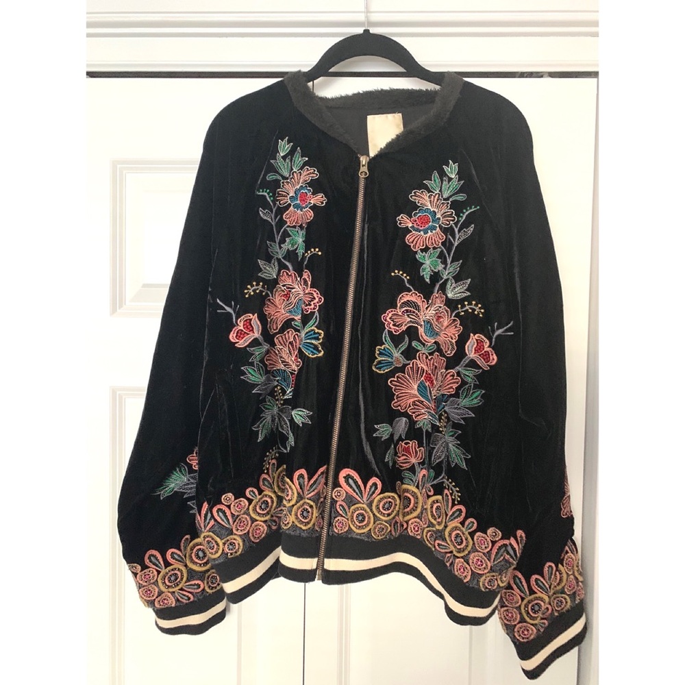 Anthropologie By Elevenses Hallie Embroidered Velvet Bomber Jacket